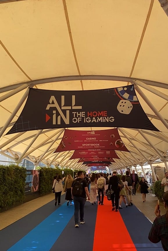 Outside iGB L!VE Leading to Entrance 01 July 2026 © 2026 GlobalCasinoGames.com